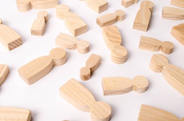 Ahşap figürler insanların beyaz bir arka plan üzerinde yalan söylüyorsun. İnsan kaynakları yönetimi kavramı. Kelle avcıları. İnsanların çalışma arayın. İkinci yarı için arama. Sosyal ağ. İş