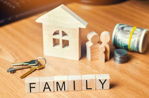 Family Money Standing House Concept Wealth Life Happy Well Endowed — Stock Photo, Image