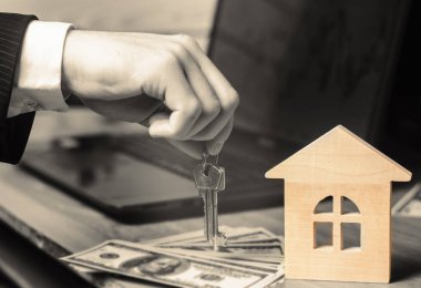 Emlak kavramı. Alış ve satış evleri. Kiralık Daire. Mülk satışı. İpotek ve vergi ödemeye. Borç ve kredi. Satın alma. Eve sattı. Emlak ve Emlak komisyoncusuyum. seçici odak