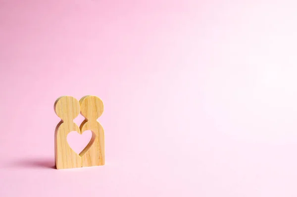 Figuras Pessoas Estão Juntas Formam Vazio Forma Coração Conceito Amor — Fotografia de Stock