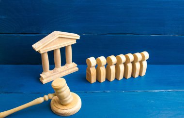 Eski bir bina ve bir kilit. Tarih ve kültür anıtları koruma kavramı. Koruma hükümet binaları ve müzeler. Tarihin tahrif koruma.