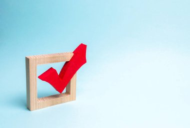 kırmızı ahşap onay işareti-seçimleri üzerinde mavi bir arka plan üzerinde oylama. Başkanlık veya milletvekili seçimlerinde referandum. Araştırması nüfus istatistikleri, görev tamamlandı. Demokrasi ve özgürlük