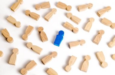 mavili adam çok yalancı rakamlar insanların arasında. Seçicilik kavramı. Lider, liderlik, organizasyonu kafa. Organizasyon iş süreçlerinin takım binası. örneği takip etmek