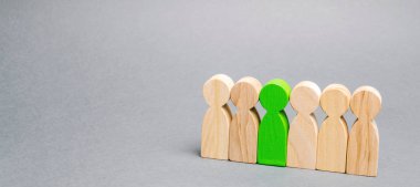 Gri arka planda çalışan bir ekip. Ekip içinde personel seçimi ve yönetimi kavramı. İşten çıkarılma ve işe insanları işe alma. İnsan Kaynakları Yönetimi. Kafa avı. Yetenekli işçi