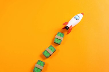 Başlangıç finansmanı. Şirketi karlı hale getirmek, risk yatırımı, büyüme stratejisi, girişimcilik desteği, finansal planlama, melek yatırımcılar, yenilik fonu, iş geliştirme.