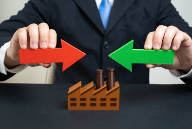 İş ve sanayi varlıklarının mülkiyeti, kurumsal anlaşmazlıklar, birleşme ve satın almalar, hissedar anlaşmazlıkları, mülkiyet hakları, ekonomi hukuku, yatırım riskleri üzerine dava.