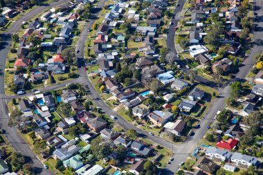 Newcastle - Nsw Avustralya konut banliyösünde hava bir bakış. Tipik bir Avustralya yerleşim alanı gösterir.