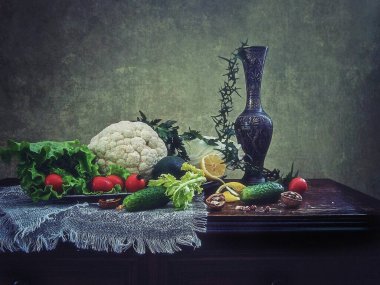 meyve ve sebzelerle dolu bir hayat