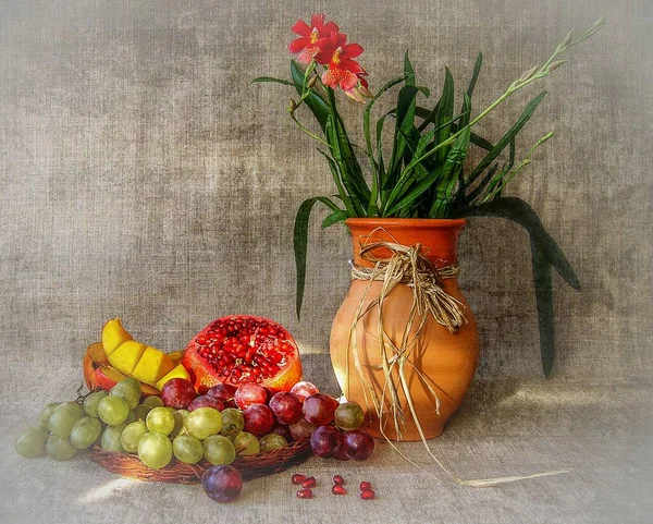 Bodegón Con Flores Orquídea Frutas — Foto de Stock