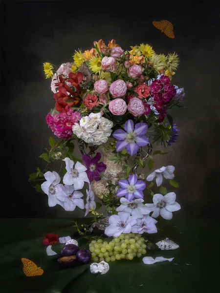 Natura Morta Con Splendido Bouquet Fiori Giardino — Foto Stock