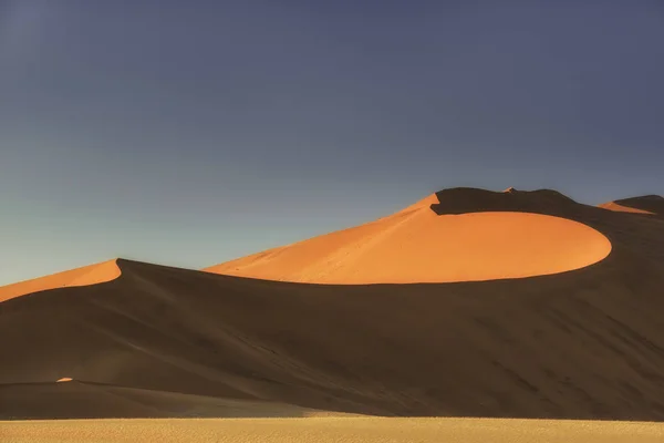 Sossusvlei Bandeja Sal Con Dunas Arena Roja Alta Desierto Namib — Foto de Stock