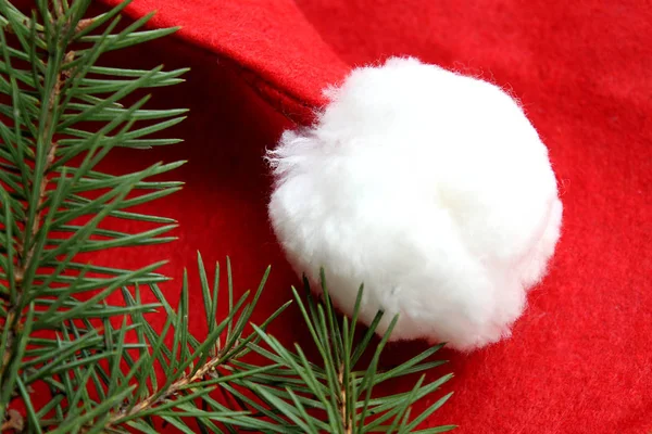 Cappello Babbo Natale Rosso Con Pompon Bianco — Foto Stock