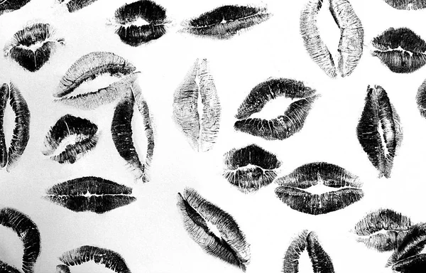 Políbit Mnoho Stopy Rtěnky Černá Bílá — Stock fotografie