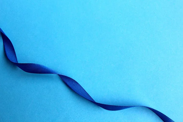 Сині Атласні Стрічки Синьому Фоні — стокове фото