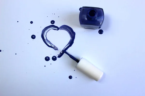 Blue Lacquer Painted Heart White Background — Stock Photo, Image