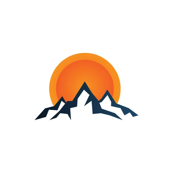 Dağ Logo Tasarım Şablonu Vektör Çizimi — Stok Vektör
