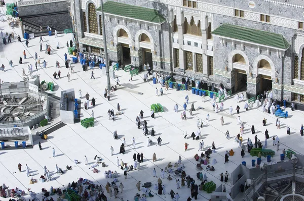 Kaaba 사우디 아라비아의 Haram의 순례자 — 스톡 사진