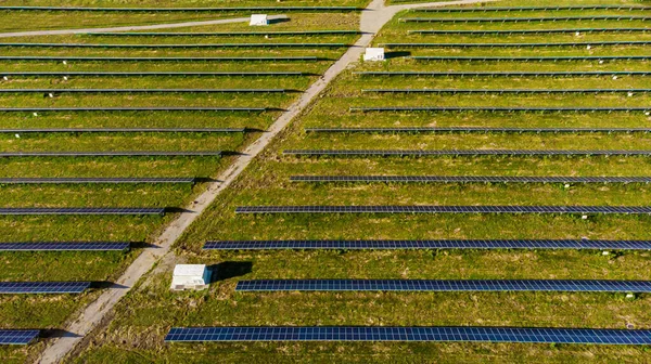 Güneş pilleri endüstriyel ve sivil elektrik tesisleri