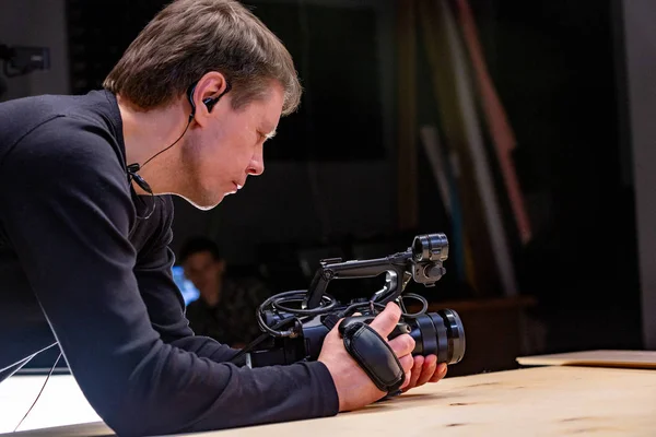 Nos bastidores da produção de vídeo ou gravação de vídeo — Fotografia de Stock