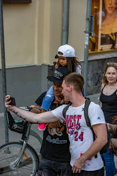 June 16, 2018. World Cup 2018, football fans on the streets of M — Stock Photo, Image