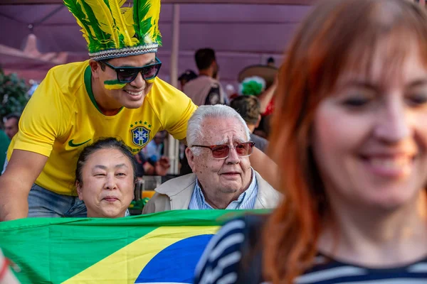 16 de junio de 2018. Copa del Mundo 2018, aficionados al fútbol en las calles de M — Foto de Stock