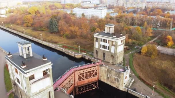 Sluice Gates on the River. Aerial view river gateway. River sluice construction, water river gateway. Shipping channel. — Stock Video