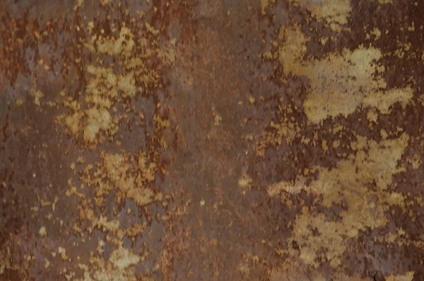 Pas ve oksitlenmiş arka plan bulanık. Eski demir panel. Paslı levhalardan oluşan duvar. Grunge paslanmış metal soyut dokusu. Paslı metal duvar. Paslı paslı metal yüzey..
