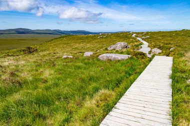 Connemara içinde iz ile Dağları, Letterfrack, İrlanda