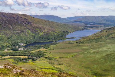 Kylemore lough göl ve Vadisi Letterfrack, İrlanda