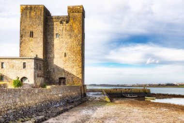 Oranmore Castle Galway Bay