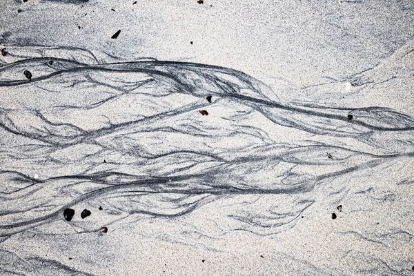Σχεδιάστε σε αμμώδη παραλία που γίνεται από την κίνηση των φύκια στο Inishmore — Φωτογραφία Αρχείου