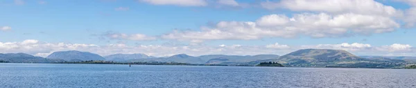 Conemara dağları ve Lough Corrib Panoraması — Stok fotoğraf