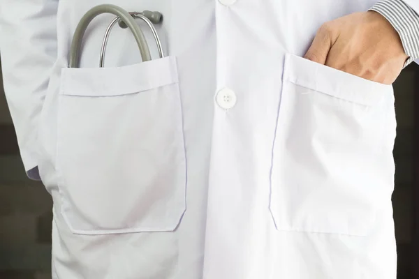 Doktorlar Beyaz Önlük Stetoskop — Stok fotoğraf