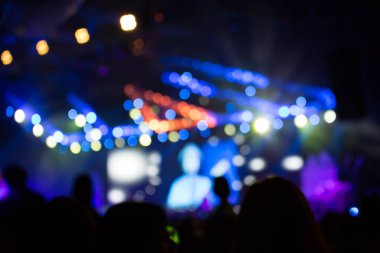Konserin arka plan bulanık