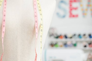 Teyp, dikiş kavramı ölçme ile manken