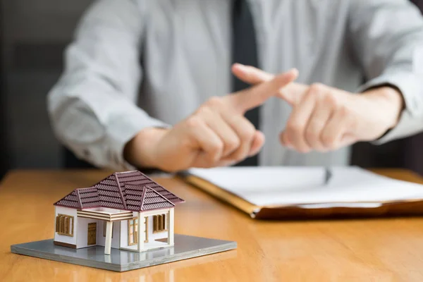 Banco Não Aprova Empréstimo Casa — Fotografia de Stock