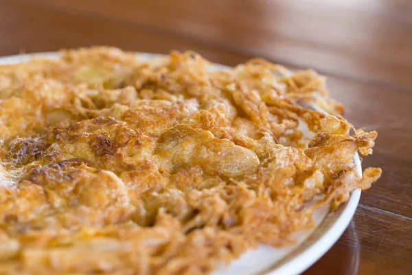 Tay tarzında domuz omlet