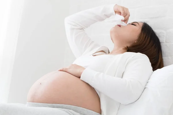 Nosebleeds Bleeding Gums Pregnancy — Stock Photo, Image