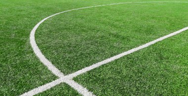Futbol sahası, merkezi hatları