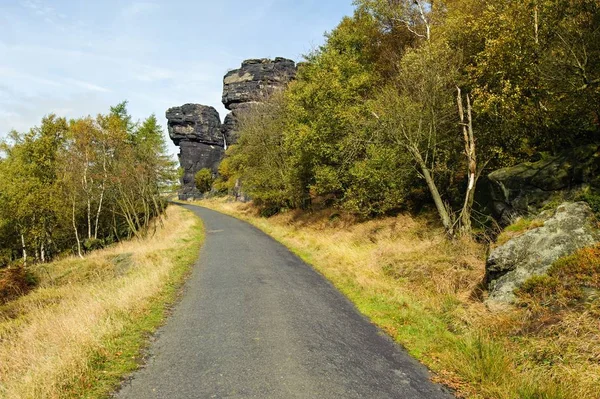 Paesaggio Autunnale Rocce Foreste Tutti Splendidamente Colorati — Foto Stock