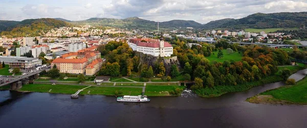 Zobacz Piękne Miasta Decin Północnej Części Czech — Zdjęcie stockowe