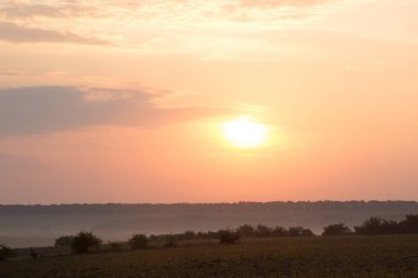 Misty Sunrise, yaz aylarında sabah