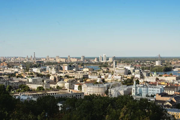 Kiev Centro Histórico Vista Sobre Distrito Podil Com Ferris Wheel — Fotografia de Stock