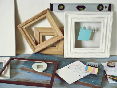 Araçlar, çerçeve, defter, ahşap bir masa, üst görünümü, babalar günü tebrikler