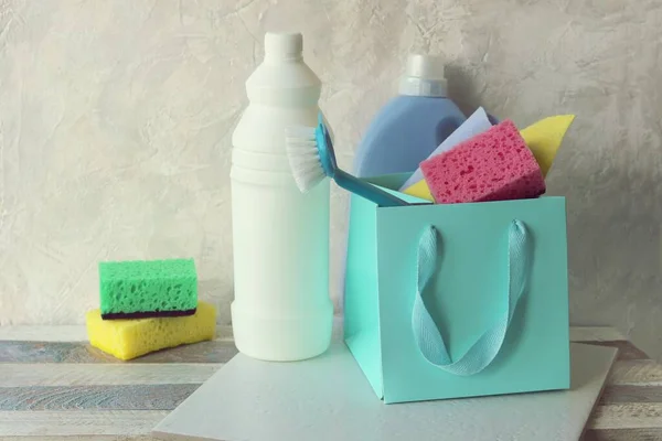 Liquid Detergents Plastic Bottles Sponges Brushes Rubber Gloves House Cleaning — Stock Photo, Image