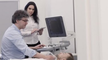 Bilgi tablet vasıl sabit ultrason tanılama yapacağım doktor ve hemşire