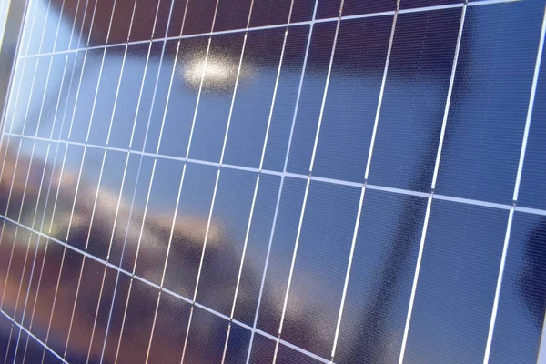 태양 전지 패널. 대체 에너지원, 지속 가능한 r의 개념 — 스톡 사진
