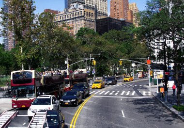 New York, New York, Usa, 2 Ekim 2016. - Manhattan. Broadway mi? Gündüz vakti Manhattan 'da New York caddesi.