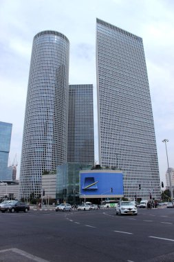 Tel Aviv-Yafo, İsrail - 20 Ekim 2018. Tel Aviv 'den mimari ve şehir manzarası, Tel Aviv' in merkezinde eski binalar, küçük sokaklar..