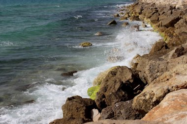 Akdeniz Tel Aviv dalgaları